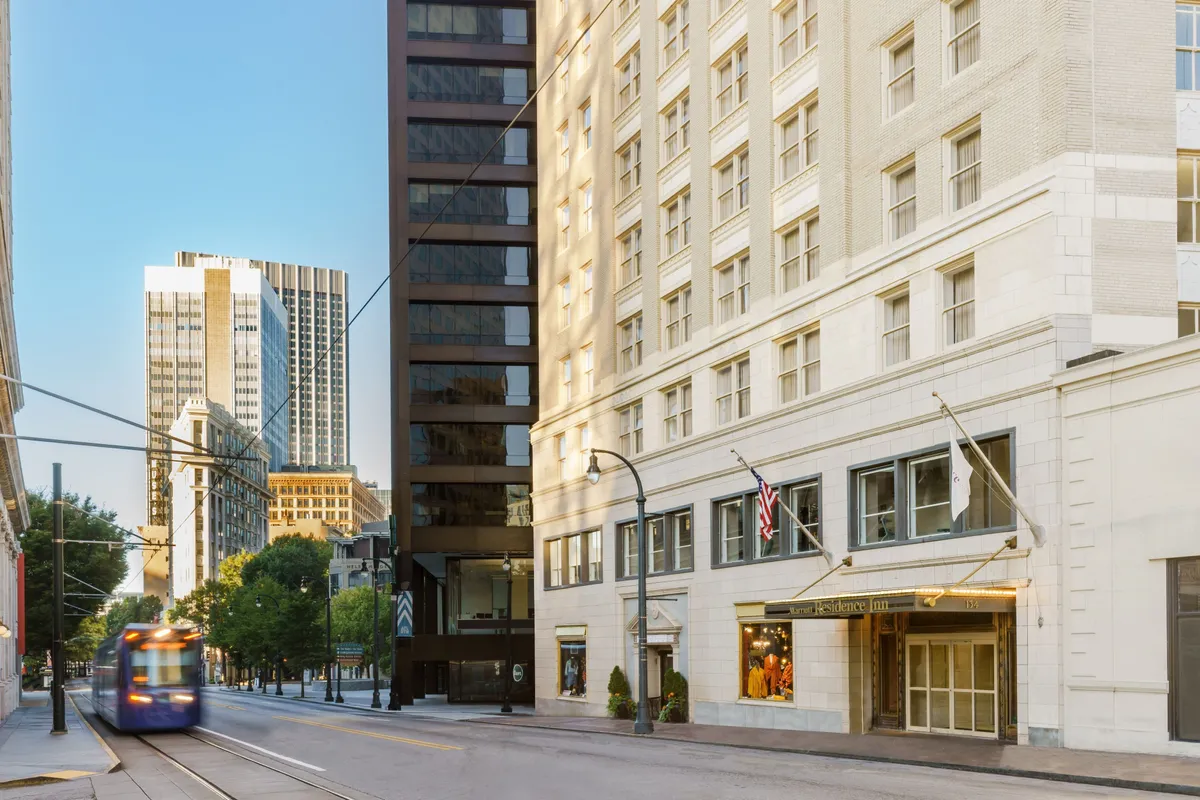 ri-atldt-residence-inn-atlan-38145-04599_classic-hor_o